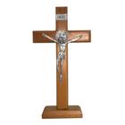 Crucifixo P/ Mesa/Parede Em Madeira C/ Medalha De São Bento Em Metal Nas Cores Ouro/Prata/Onix 28cm