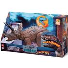 Dinossauro Dinopark Hunters Triceratops com Som Beetoys