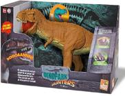 Dinossauro Tiranossauro Rex Hunters emite som bee toys