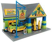 Diorama com Miniatura Guincho Rat Fink Auto World 1/32