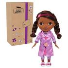 Disney Junior Doc McStuffins Uma Viagem à Clínica Boneca de 11,5 Polegadas, Exclusivo da Amazon, por Just Play