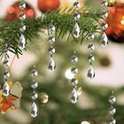 Enfeites de Natal Decorações de árvore de cristal, 30Pcs acrílico claro cristais suspensos para peças centrais lágrima lustre grânulos de guirlanda para a festa de casamento de Natal Home Decor