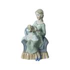 Escultura Dama com Bebê em Porcelana - 26x15x14cm - Escultura de Luxo com Detalhes Requintados - Luxo em Estilo Clássico! - Prime Home Decor