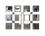 Espelho decorativo em acrílico 18 quadrados personalizável