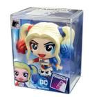 Fandom Box Arlequina Liga Da Justiça Boneco ViniL Expositor