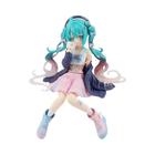 Figura de Hatsune Miku Sentada - 14cm - Decoração de Mesa e Bolo