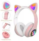 Fone De Ouvido Over-ear Gamer Sem Fio Cat Rosa Com Luz Led