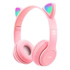 Fone Infantil Sem fio com Orelhas de Gato LEDs Bluetooth 5.0 Cartão Rosa