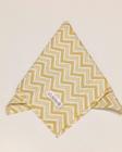 Guardanapo tricoline chevron dourado 40x40 canto mitrado