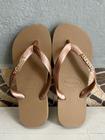 Havaianas top rose gold+ pingente placa dourado