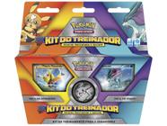 Jogo Cartas Pokémon Academia De Batalha Tabuleiro TCG Copag Moeda Cinderace  Pikachu e Eevee Baralho - Pokémon Cards Copag - Deck de Cartas - Magazine  Luiza