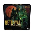 Jogo de Tabuleiro Avalon Hill Betrayal at The House on The Hill 3rd