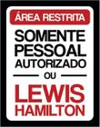 Kit 10 Placas Área Restrita Lewis Hamilton 36X46