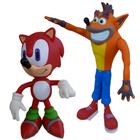 Kit 2 Bonecos Grandes 25cm Sonic vermelho E Crash Collection