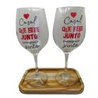 Kit 2 Taças Bandeja Casal Bebe Junto Personalizada Vinho