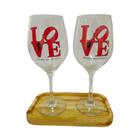 Kit 2 Taças Bandeja Frase Love Personalizada Vinho