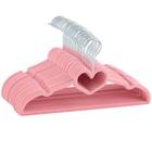Kit 50 Cabides Veludo Infantil Slim Antiderrapante Coração Rosa