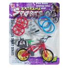 Kit Bicicleta De Dedo Com Acessórios Mini Brinquedo Vermelho