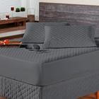 Kit Capa Impermeável para Colchão Casal Padrão + 02 Protetor Impermeável para Travesseiro - 4 Camadas de Proteção