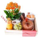 kit cesta de café da manhã com frutas e flores naturais