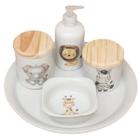 Kit higiene bebê Safari 5 peças - Bandeja Redonda, potes, porta álcool e molhadeira - Peças Porcelana Tampas Pinus