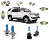 Kit Lâmpada Super Branca H4 Hb4 + Led Toyota Hilux Sw4 01/15