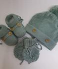 kit luva,touca e sapatinho verde maré para bebê de 0 a 2 meses em tricô