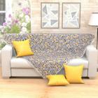 Kit Manta Xale de Sofá Amarela geométrica 1,50m x 1,50m + 3 Almofadas Decorativas 45cm x 45cm com refil - Moda Casa Enxovais