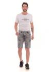 Kit Masculino 02 Peças- Camiseta Estampa Sortida Cinza e Bermuda Jeans Preto Estonado com Rasgo