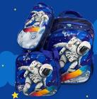 Kit Mochila Escolar Infantil Astronauta Costas com Lancheira e Estojo Alça Reforçada