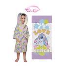 Kit Piscina Menina (Roupão Aveludado Capuz Stitch + Toalha Felpuda Banho Stitch + Óculos Star Rosa)