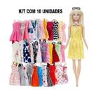 Roupinha Para Boneca Barbie Kit Com 5 Peças de Roupa Vestidos Conjuntos  Saias Acessórios Para Boneca KIT8 : : Brinquedos e Jogos