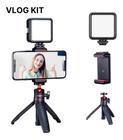 Kit Vlog Youtuber mini tripé suporte celular luz Led VL49 - Ulanzi