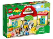 LEGO Duplo Town Estábulo de Cavalos e Pôneis - 65 Peças 10951