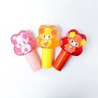 Lip gloss glitter formato borboleta infantil com bonequinha brilhoso