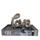 Livro decorativo estampa 'Casa' e palavra love na cor prata