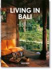 Livro - Living in Bali. 40th Ed.