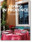 Livro - Living in Provence