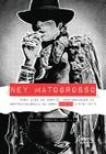 Livro - Ney Matogrosso... para além do bustiê: performances da contraviolência na obra bandido (1976-1977)