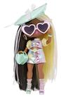 LOL Surprise Tweens Series 4 Fashion Doll Darcy Blush com 15 Surpresas e Acessórios Fabulosos Ótimo Presente para Crianças Maiores de 4 Anos
