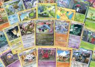 Lote de cartas Pokémon 250 sortido com peças raras e películas