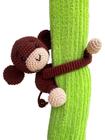 Macaco bento preendedor de cortina amigurumi