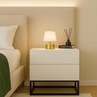 mesa de cabeceira com 2 gavetas para quarto de casal branco design moderno estilo industrial