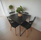 Mesa de Jantar 80x80cm Industrial Preta Moderna Para 4 Lugares MDF Compacta Entrega Rápida