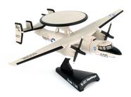 Miniatura AVIAO Marinha dos EUA DARON HAWKEYE VAW-116 1/145