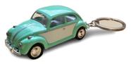 miniatura Fusca verde e branco chaveiro