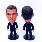 Miniatura Jogador Futebol Cristiano Ronaldo Terno Elegante - Soccerwe