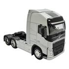 Miniatura Volvo FH12 2010 a 2015 - 1/32 - Prata - WEL32690L - Welly