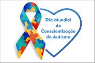 Painel de Lona Dia Mundial de Conscientização do Autismo Laço e Coração - 200x150cm