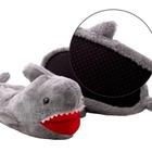 Pantufa Tubarão Baby Shark Cinza Antiderrapante Pelúcia Fechada Bichinho Animal Confortável Infantil Chinelo De Quarto